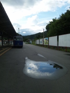 ���쌴���Éw